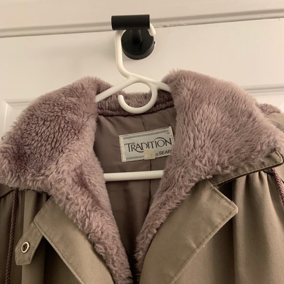 Double lining heavy trench coat with belts sears - Picture 3 of 15